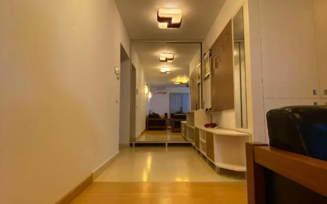 Sunny two room apartment, Baneasa, Petrom City.