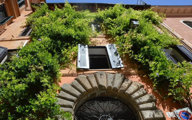 Raffaello Inn