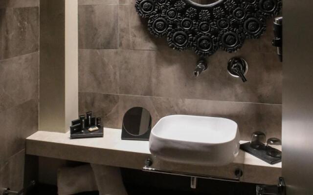 Neko Boutique Hotel