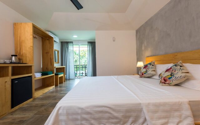 Ohana Maldives Hotel