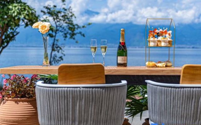 Brahmansu · Pure Soul | Holiday Villa Guanyun Sea View Light Luxury Inn (Dali Erhai Branch) – Restaurant – Dali