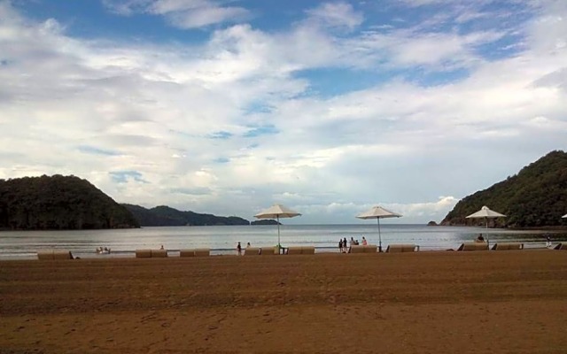 Pico De Loro Cove Condominium 2Br 01