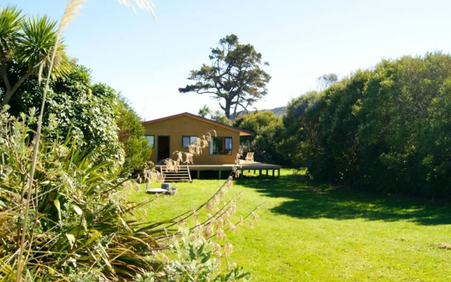 Tomatea Rua - Golden Bay Bach (Pakawau Beach)