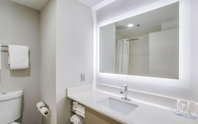 Clarion Pointe Franklin - Nashville Area