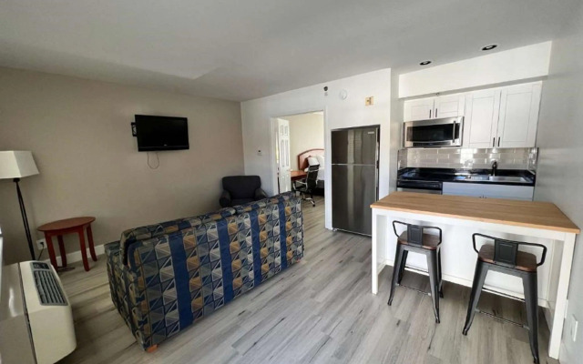 Red Lion Inn & Suites Phoenix/Tempe - Asu