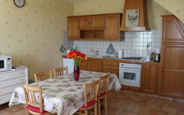 Gite Lerné, 4 pièces, 5 personnes - FR-1-381-486