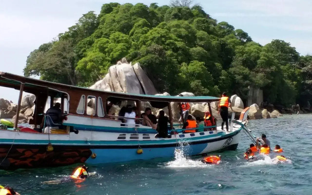 Pelangi Lake Resort and Hotel Belitung