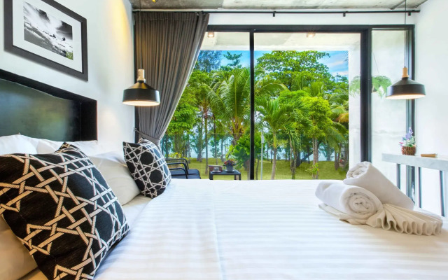 Kokotel Khao Lak Lighthouse