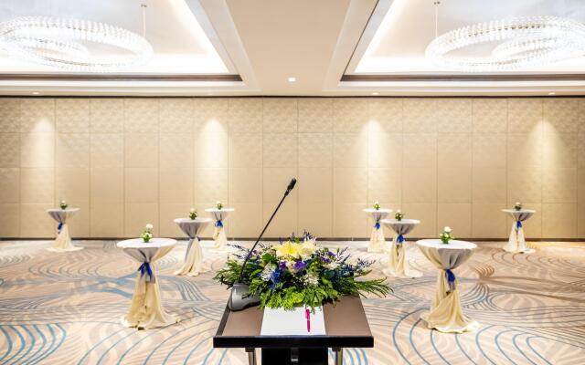 Crowne Plaza Vientiane by IHG