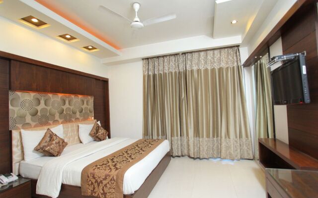 Hotel The Pearl - Newly Renovated in City Centre