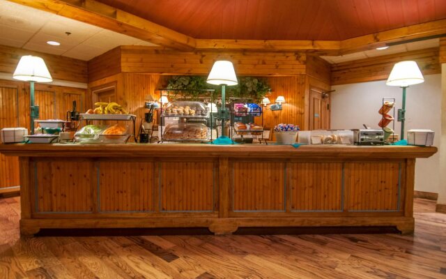 Cabot Lodge Millsaps