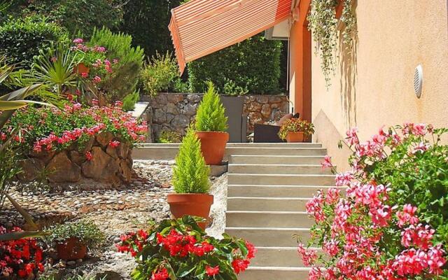 Charming Opatija Getaway w Panoramic Sea Views