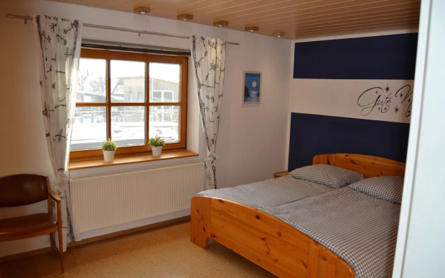 Ferien Bei Freunden Im Holzhaus