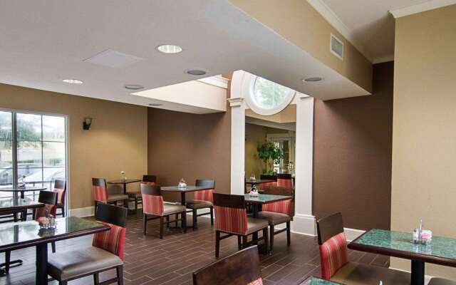 Quality Inn & Suites Little Rock West