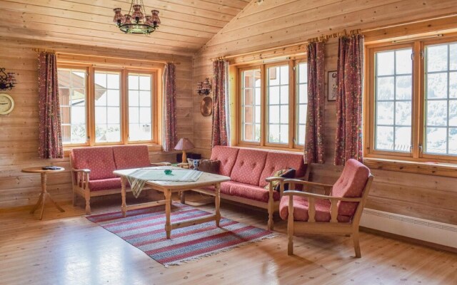 Beautiful Home in Olden With 3 Bedrooms and Wifi