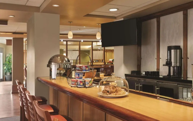 DoubleTree by Hilton Providence Airport Warwick