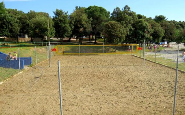 Camping Media Mobile Homes in Brioni Sunny Camping