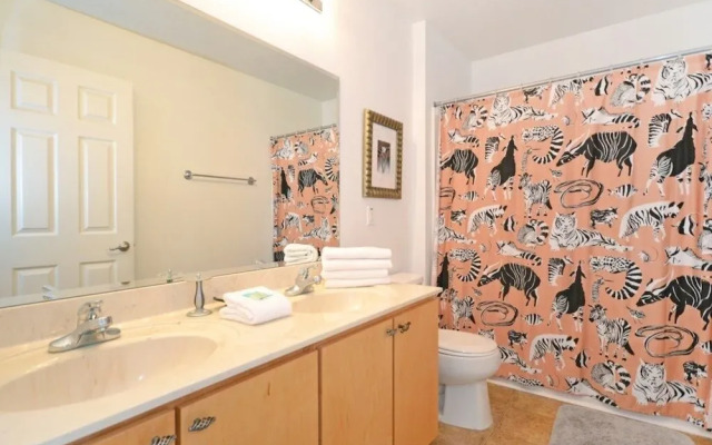 Pine Forest Chateau 5 Bedroom Home by RedAwning