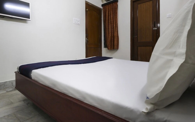 SPOT ON 48157 Hotel Ganesh