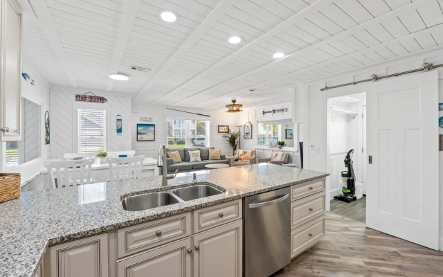 Gulf Friend By Book That Condo