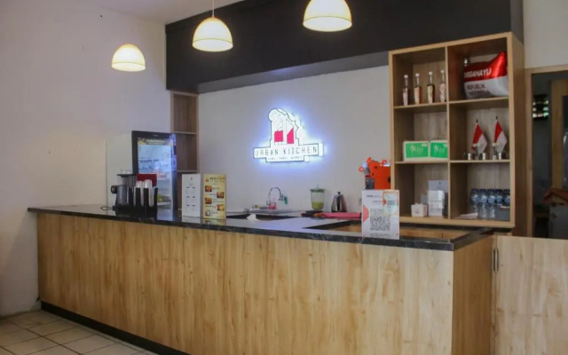 Urban Express HomTel Serpong