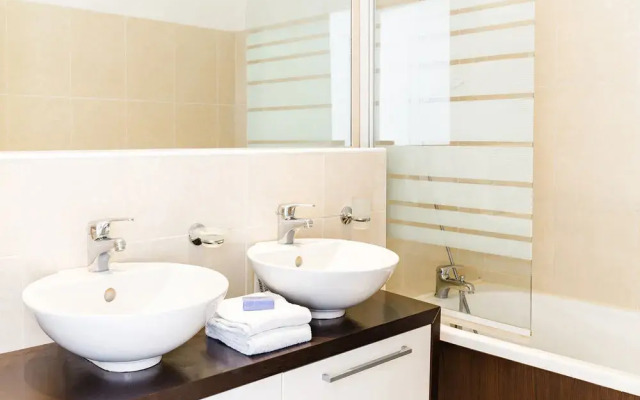 Lagrange Prestige Ile Saint Martin