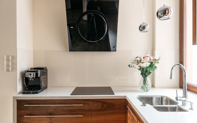 Penthouse Panorama by Loft Affair