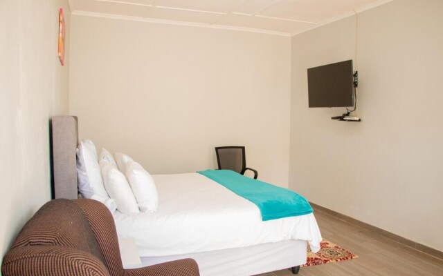 Standard Room 2 in Morningside Guesthouse - 2092