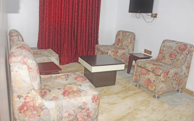 Pacific Paradise Suites