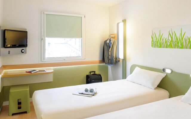 ibis budget Givet