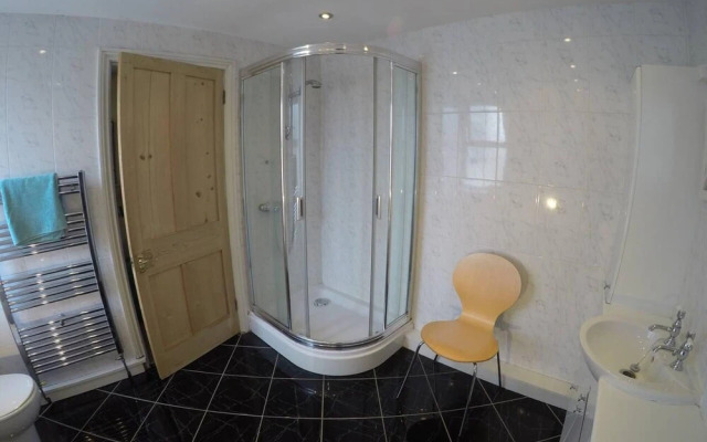 Beautiful and Spacious House in North Wales, UK