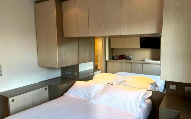 Chambre idéalement située à 50m de la Croisette