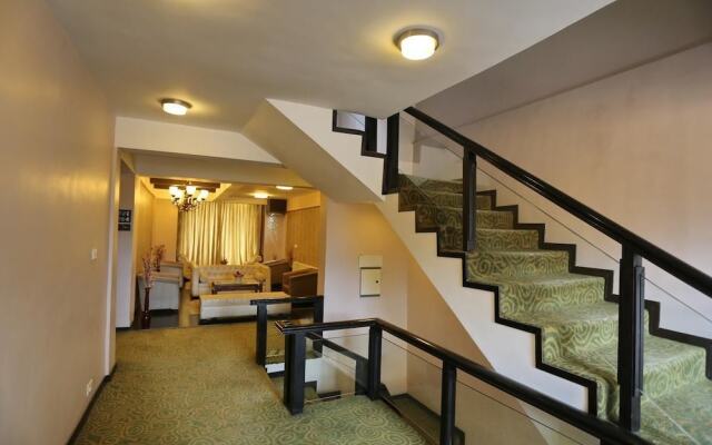 Hotel Pine Spring Gulmarg