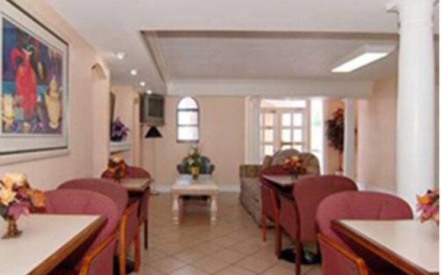 Budget Host Inn And Suites