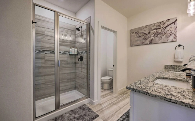 Newly Built Bella Vista Home Near Lakes