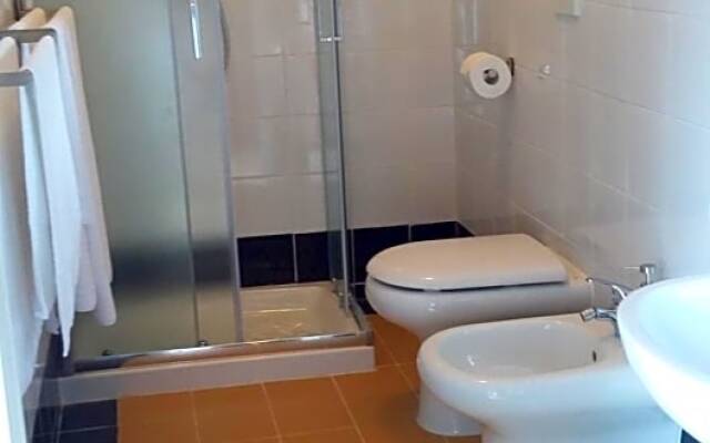 La Ripa (Adults Only)