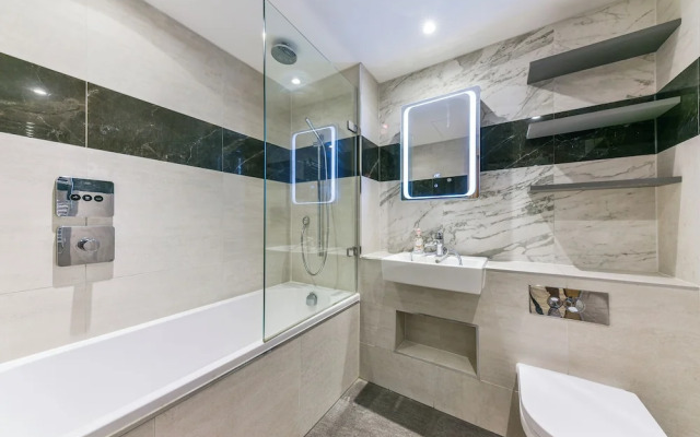 Paddington Ex LUX Flats