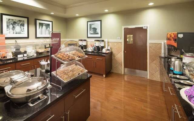 Hampton Inn & Suites Little Rock-Downtown