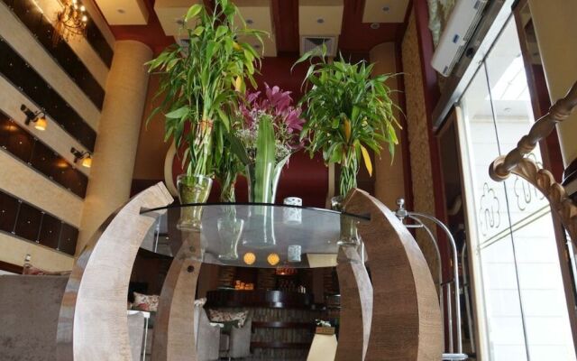 Naiara Maahad Eledara Elnsaey