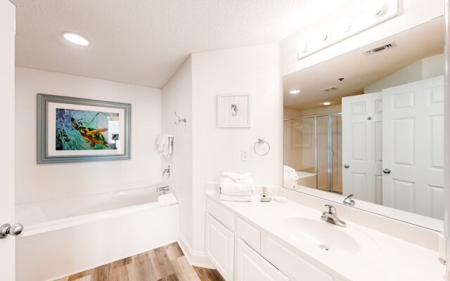 Palacio Condominiums