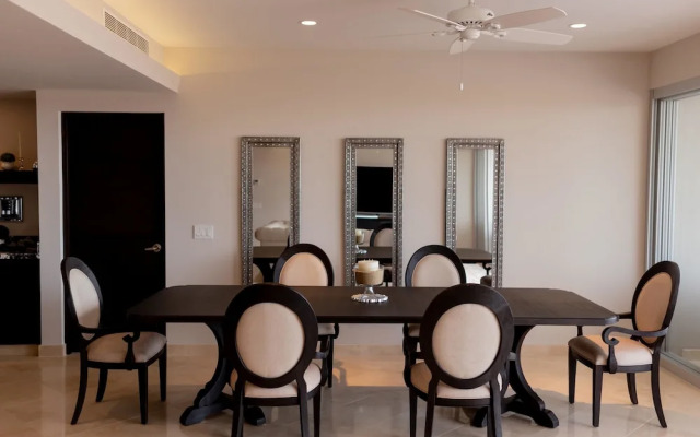 Cascadas de Pedregal 712 3 BR by Casago