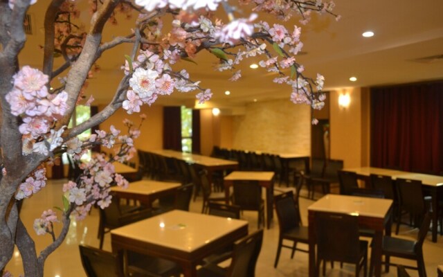 SLV Hotel Group - SLV Business Hotel