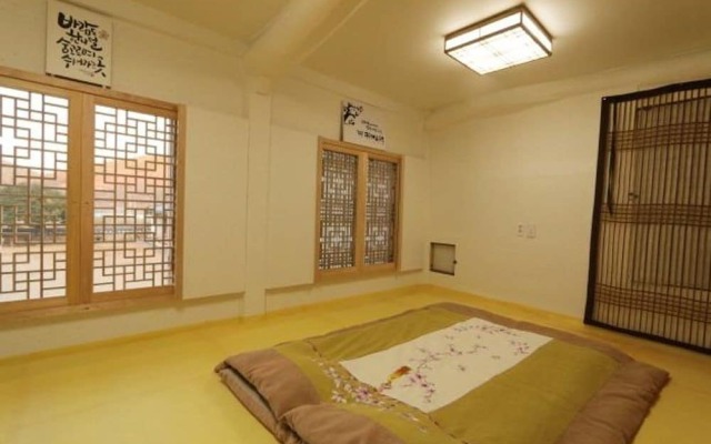 Gwiae Traditional House