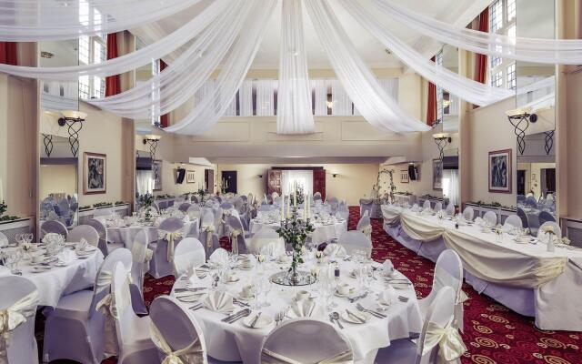 Mercure Leeds Parkway Hotel