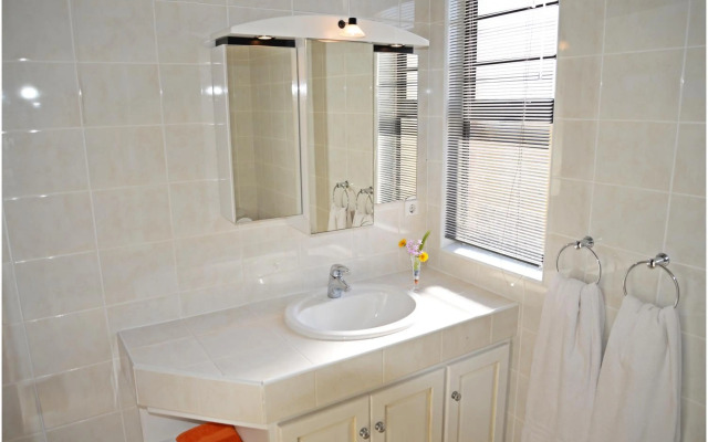 Chala-Kigi Apartments