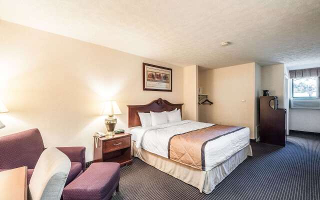 Rodeway Inn & Suites - Charles Town, WV