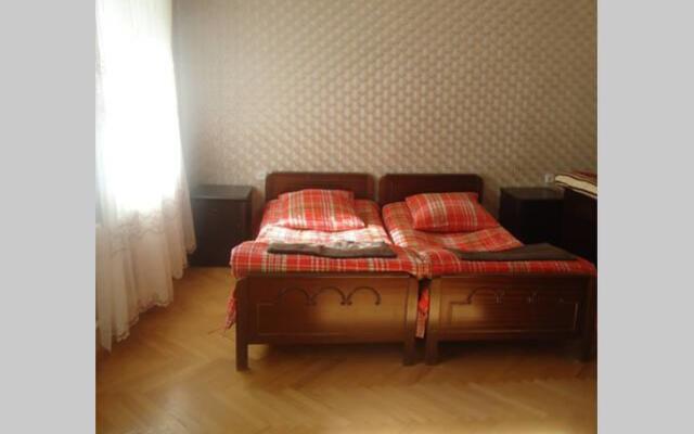 Guest House on Chavchavadze str.