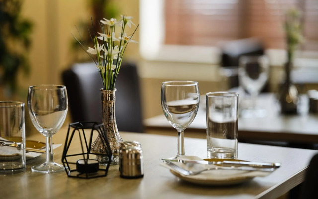 Linton Lodge Hotel, BW Signature Collection