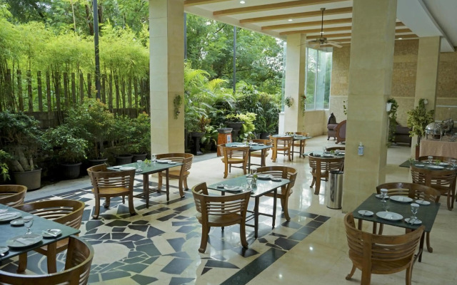 Marilyn Hotel Serpong