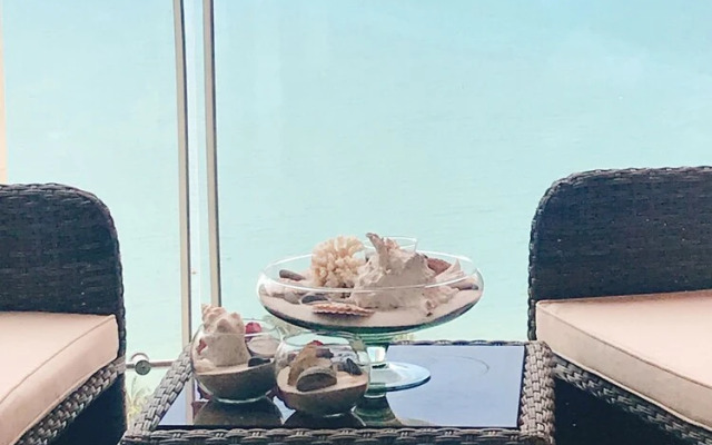 Ariyana Apartments by Vievid